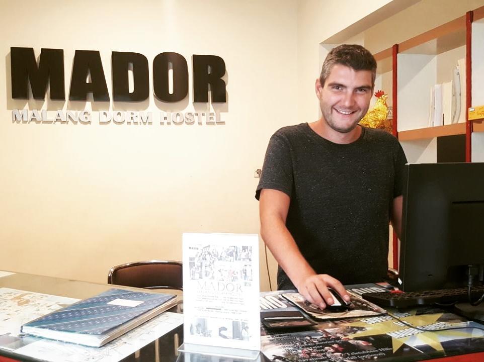 Mador Dorm Hostel *